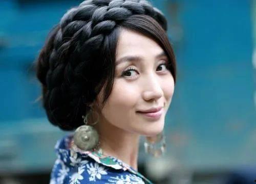 娱乐圈爆料阿朵是谁啊视频,娱乐圈爆料视频带你一探究竟  第1张